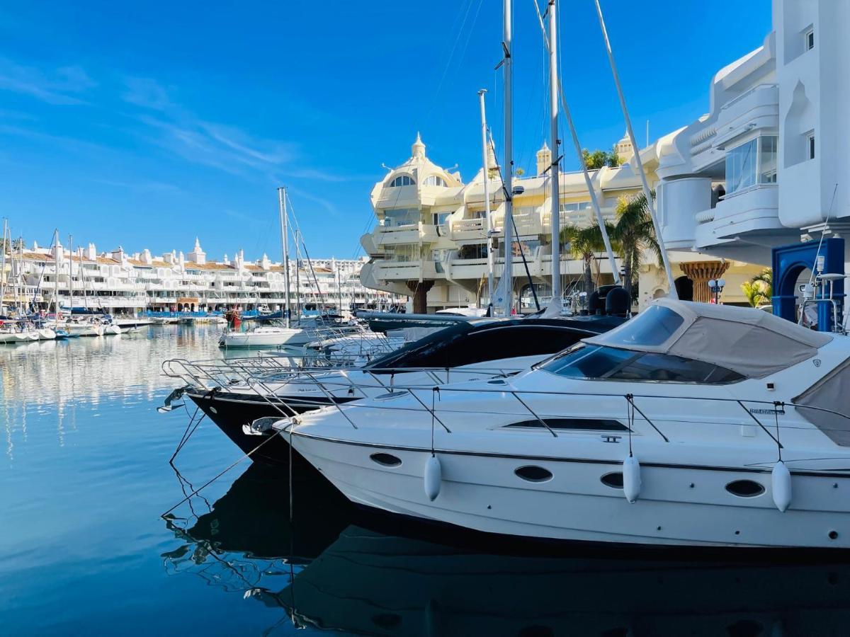 Апартаменты G&G Isla Marina Puerto Бенальмадена Экстерьер фото